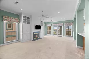 369 Gulfview Ln, Pensacola, FL 32507 - Photo 9