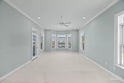 369 Gulfview Ln, Pensacola, FL 32507 - Photo 19