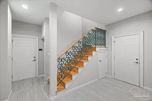 369 Gulfview Ln, Pensacola, FL 32507 - Photo 41