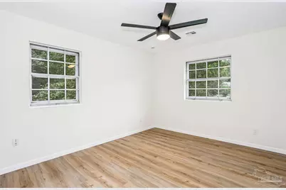 7605 Harvey St, Pensacola, FL 32506 - Photo 17