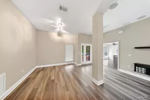 8342 Randall Dr, Navarre, FL 32566 - Photo 5