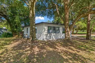408 Edison Dr, Pensacola, FL 32505 - Photo 3