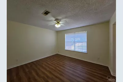 6942 Falcon Dr, Pensacola, FL 32526 - Photo 5