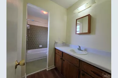 6942 Falcon Dr, Pensacola, FL 32526 - Photo 15