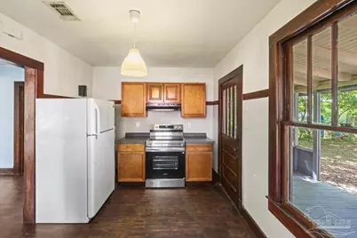 611 N 8th Ave, Pensacola, FL 32501 - Photo 17