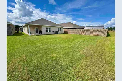 8084 Fir Tree Dr, Milton, FL 32583 - Photo 23