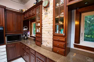 114 W De Soto St, Pensacola, FL 32501 - Photo 11