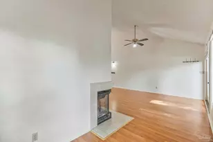 5001 Grande Dr, Pensacola, FL 32504 - Photo 17