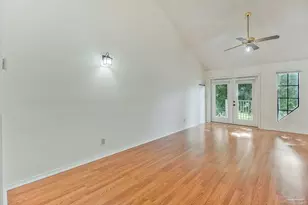 5001 Grande Dr, Pensacola, FL 32504 - Photo 21