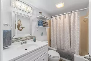 8522 Gulf Blvd, Navarre Beach, FL 32566 - Photo 17