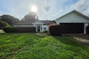 3101 Lost Creek Dr, Cantonment, FL 32533 - Photo 1