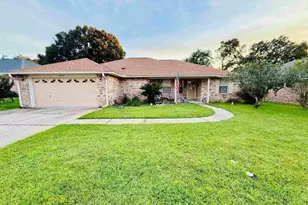 6751 Rickwood Dr, Pensacola, FL 32526 - Photo 1