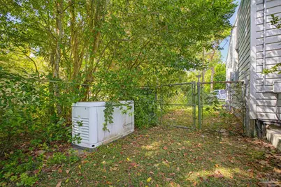 402 Clairmont Dr, Pensacola, FL 32506 - Photo 43