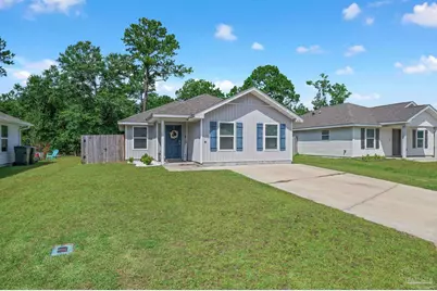 2509 Sutton Place Dr, Cantonment, FL 32533 - Photo 3