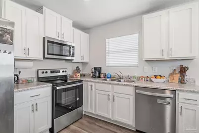 2509 Sutton Place Dr, Cantonment, FL 32533 - Photo 13