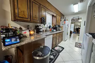 6208 Kirsten Dr, Pensacola, FL 32504 - Photo 7