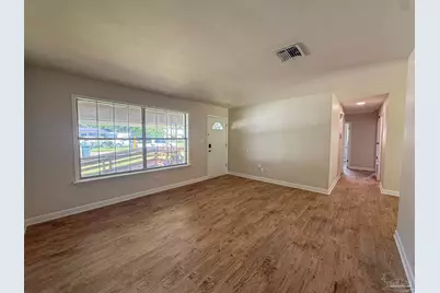 785 N 79th Ave, Pensacola, FL 32506 - Photo 5