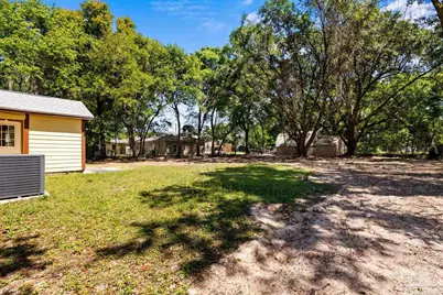 2403 E Johnson Ave, Pensacola, FL 32514 - Photo 23