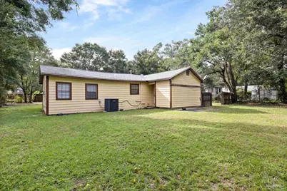 2403 E Johnson Ave, Pensacola, FL 32514 - Photo 19