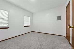 2403 E Johnson Ave, Pensacola, FL 32514 - Photo 9