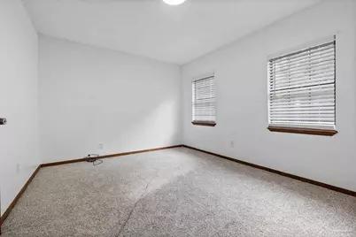2403 E Johnson Ave, Pensacola, FL 32514 - Photo 7