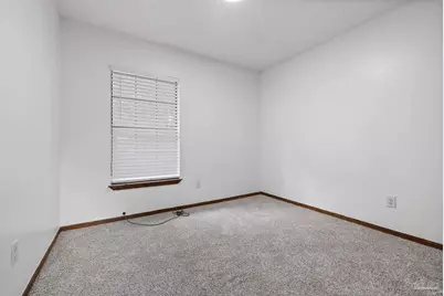 2403 E Johnson Ave, Pensacola, FL 32514 - Photo 13