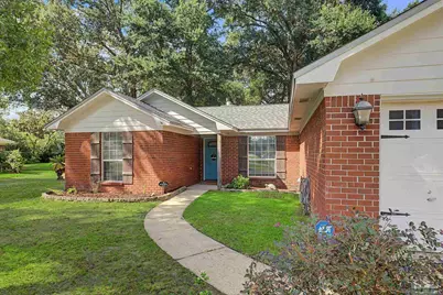 5744 Charmonte Way, Milton, FL 32583 - Photo 5
