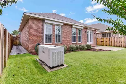 1253 Autumn Breeze Cir, Gulf Breeze, FL 32563 - Photo 7
