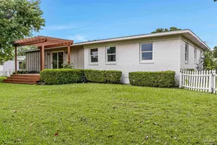 621 Whitney Dr, Pensacola, FL 32503 - Photo 41