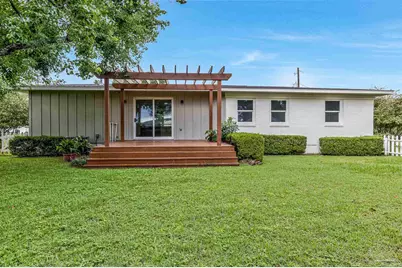 621 Whitney Dr, Pensacola, FL 32503 - Photo 9