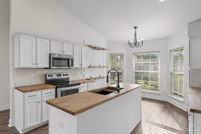 1962 Pentagon St, Gulf Breeze, FL 32563 - Photo 3