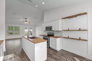 1962 Pentagon St, Gulf Breeze, FL 32563 - Photo 15