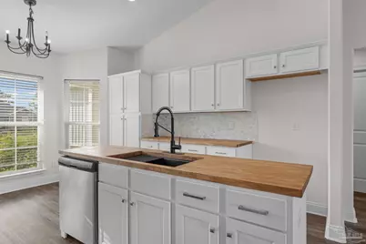 1962 Pentagon St, Gulf Breeze, FL 32563 - Photo 17