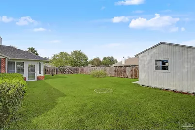 2216 Blue Lake Dr, Pensacola, FL 32506 - Photo 41