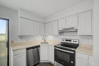 2811 Langley Ave #215, Pensacola, FL 32504 - Photo 11