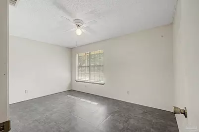 2811 Langley Ave #215, Pensacola, FL 32504 - Photo 15