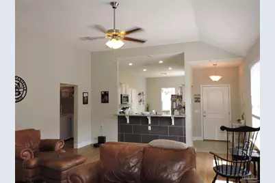 5643 Vendome Ct, Milton, FL 32583 - Photo 7