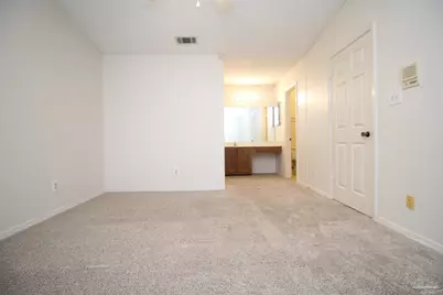 7171 N 9th Ave #E7, Pensacola, FL 32504 - Photo 9