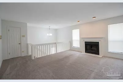 7171 N 9th Ave #E7, Pensacola, FL 32504 - Photo 5