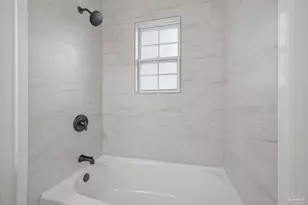 1019 Trenton Dr, Pensacola, FL 32505 - Photo 25