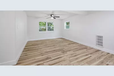1019 Trenton Dr, Pensacola, FL 32505 - Photo 7