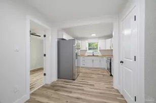 1019 Trenton Dr, Pensacola, FL 32505 - Photo 11