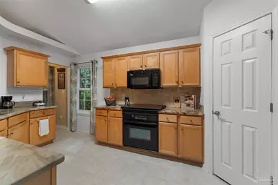 7139 Blue Jack Dr, Navarre, FL 32566 - Photo 11