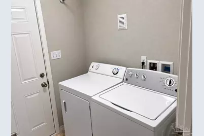 3011 N 38th Ave, Milton, FL 32570 - Photo 15