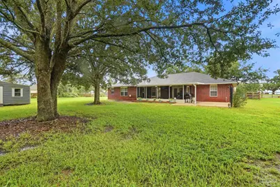 708 Mike Gibson Ln, Milton, FL 32583 - Photo 45
