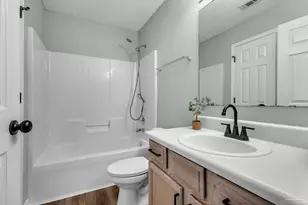 2291 Trailwood Dr, Cantonment, FL 32533 - Photo 9