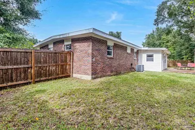 2121 Elaine Cir, Pensacola, FL 32504 - Photo 39