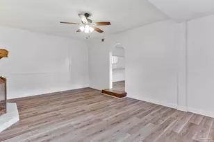 2121 Elaine Cir, Pensacola, FL 32504 - Photo 11