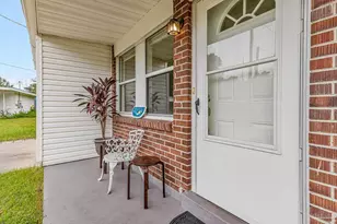 2121 Elaine Cir, Pensacola, FL 32504 - Photo 5