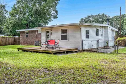 2121 Elaine Cir, Pensacola, FL 32504 - Photo 41